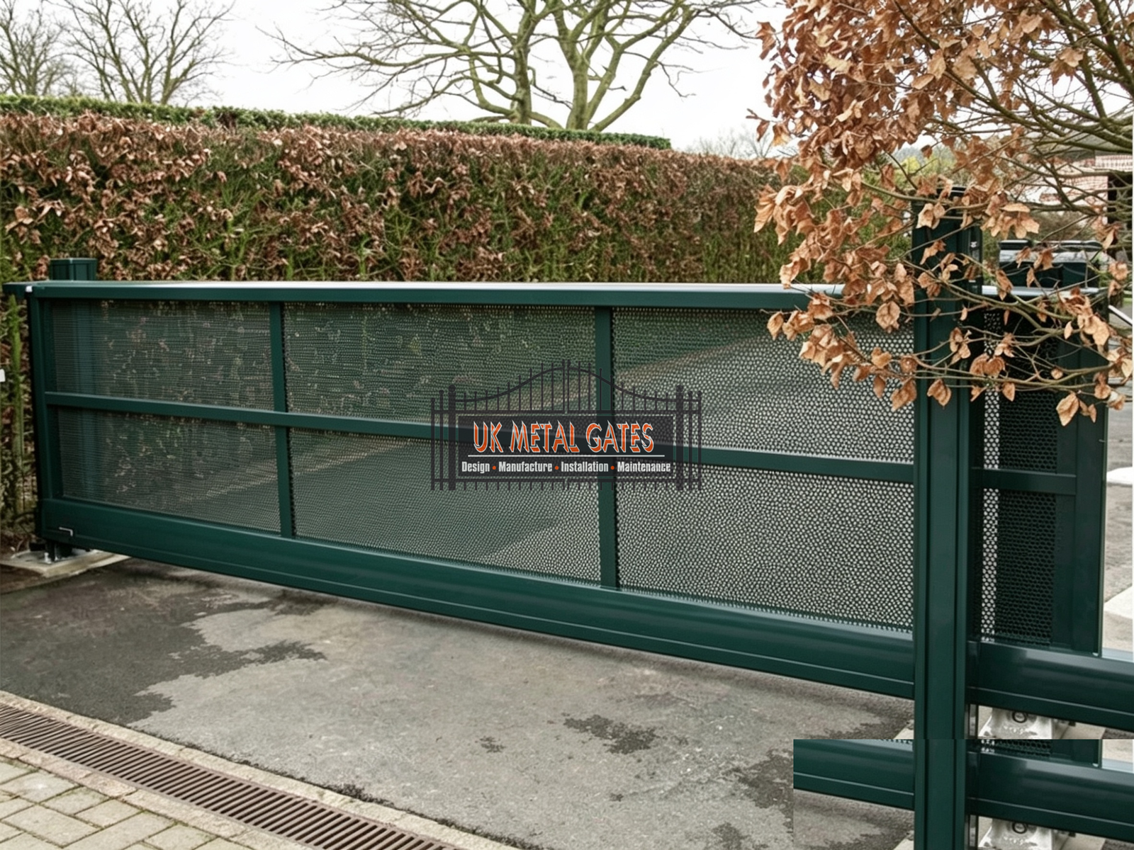 Green Perforated Mesh Security Sliding Gate