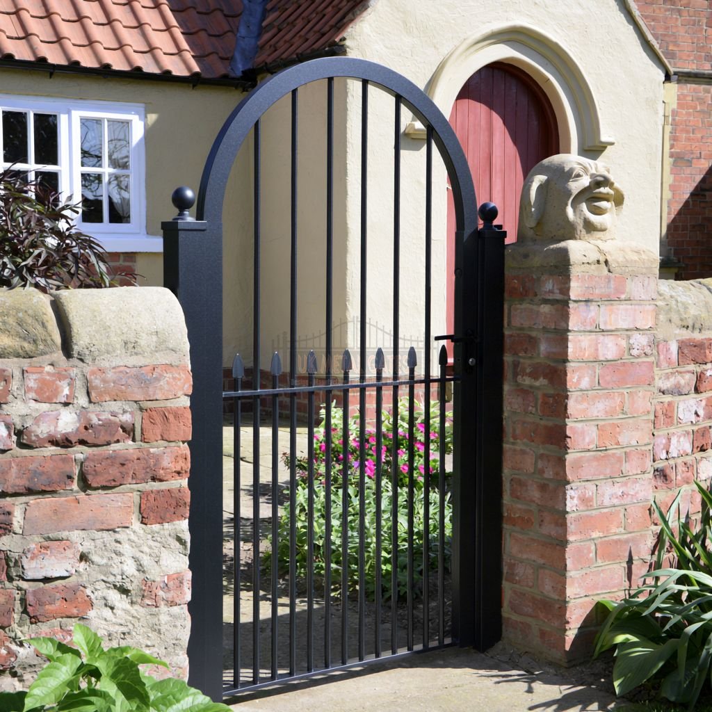 Aluminium Garden Gate – Arch-Top Vertical Bar, Eco-home garden entrance