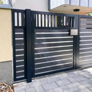 Aluminium Side Gate – Solid Horizontal Bar, Park home community side access