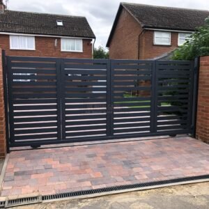 Slatted Bi-Fold Gate (6-Leaf) – Eco-Home