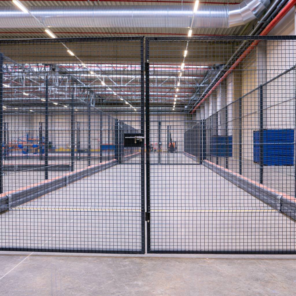 Mesh Double Gate for Agricultural Depot