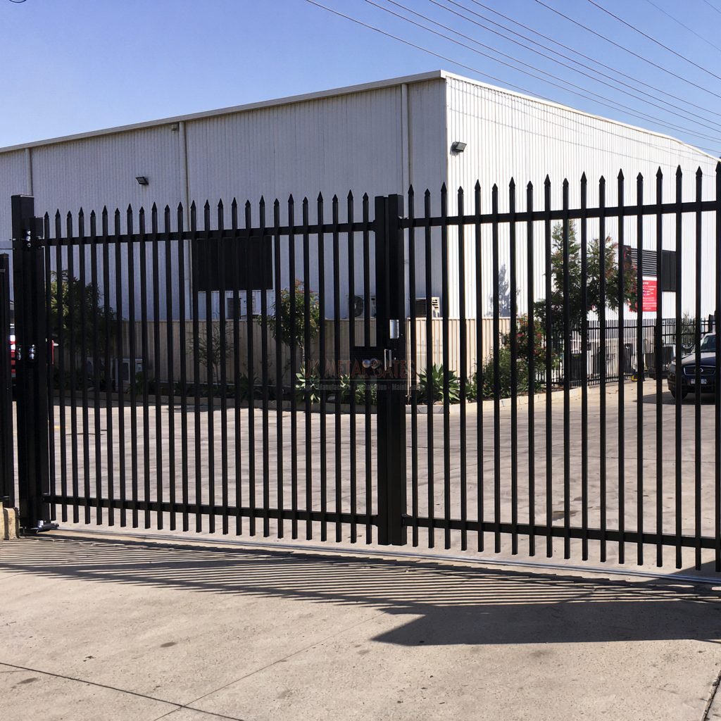 Palisade Double Gates – Utility Compound