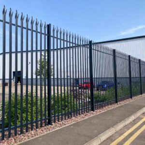 Palisade Fencing – Energy Facility